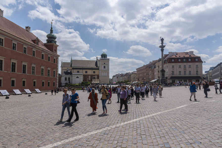 Polonia - Varsovia 009 - plaza del Castillo.jpg